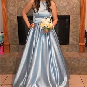 Sherri hill prom dress